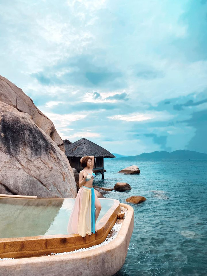 Khoe thân hình thon gọn, Trâm Anh gây 'sốc' khi thừa nhận 'bóp eo quá đà' Ảnh 8