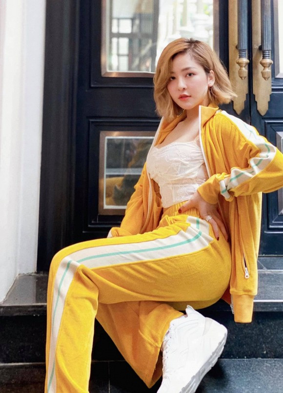 Được biết để sở hữu vóc dáng như hiện tại, Trâm Anh đã dành thời gian tập luyện thể thao và theo đuổi chế độ ăn uống lành mạnh. 