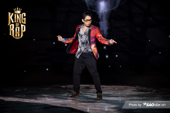 Sóc Nâu - Lowkey - NevaDie 'lột xác' trong MV 'comeback' King Of Rap, Nhật Hoàng thả thính 'đốn tim' fan nữ Ảnh 15