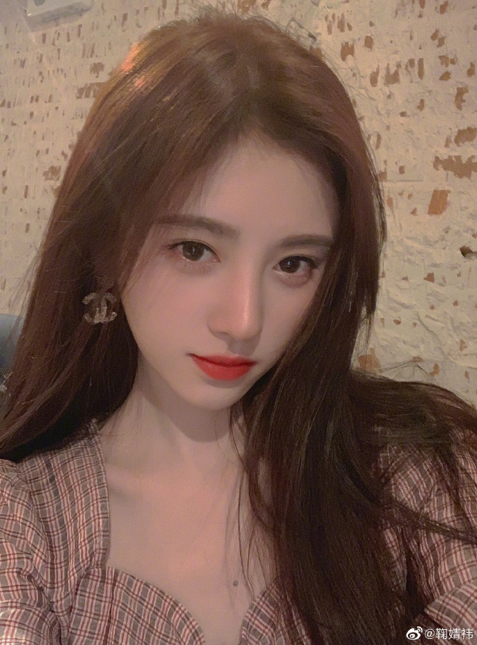 Đều là mẹ một con nhưng Triệu Lệ Dĩnh lại xinh, xịn hơn Lưu Thi Thi trong loạt ảnh bên bờ hồ Ảnh 4