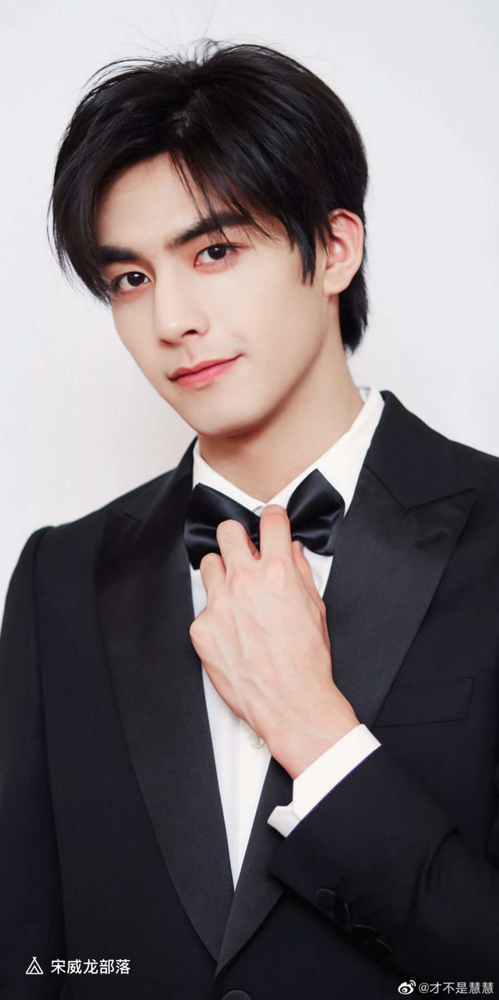 Trong lượng tương tác khủng của sao Hoa Ngữ, có bao nhiêu phần là thật? Dương Dương và Địch Lệ Nhiệt Ba gây bất ngờ nhất Ảnh 9