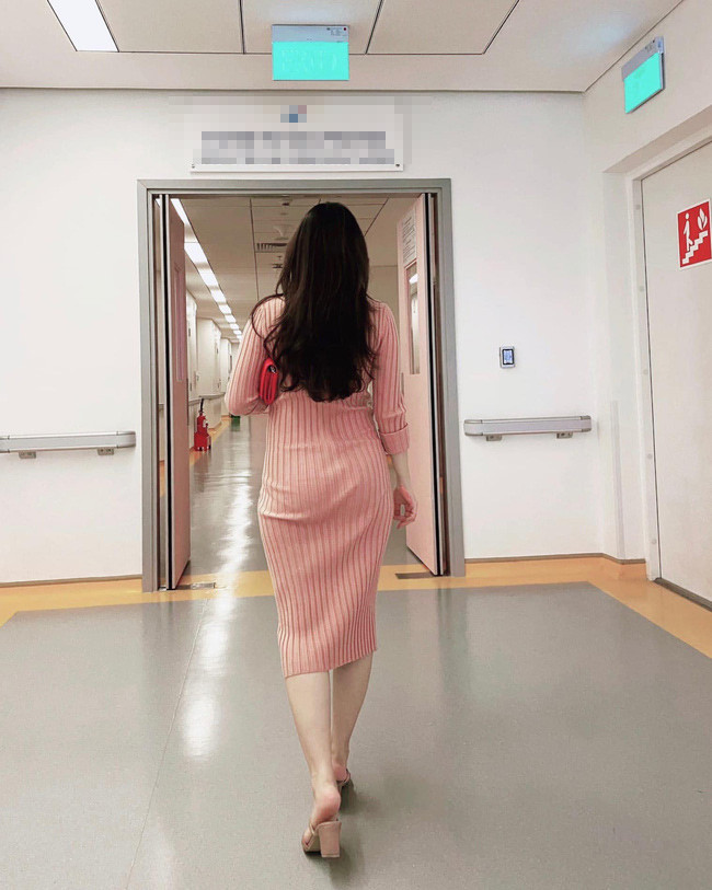 Đăng ảnh nhập viện chuẩn bị sinh con lần 5, hotmom Hằng Túi khiến dân mạng bất ngờ vì điều này Ảnh 4