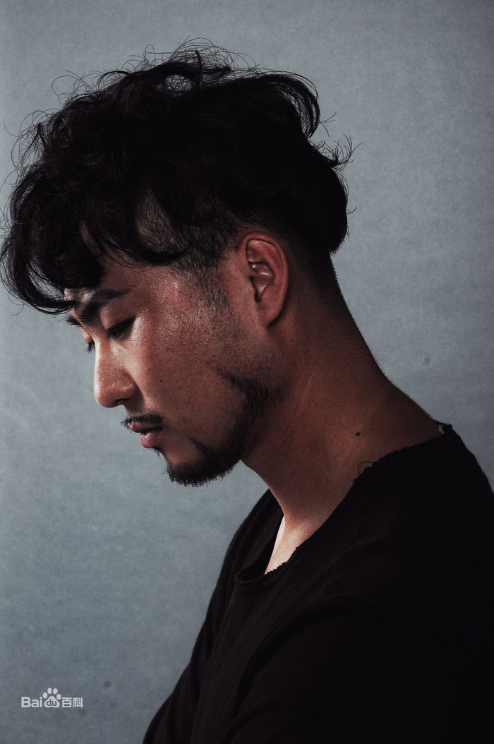 'Anh trai Việt Nam' khiến làng giải trí xứ Trung 'phát sốt' với bài hát tiếng Việt Ảnh 6