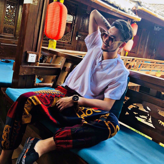 Ngoài đời, Tiêu công tử vô cùng đẹp trai