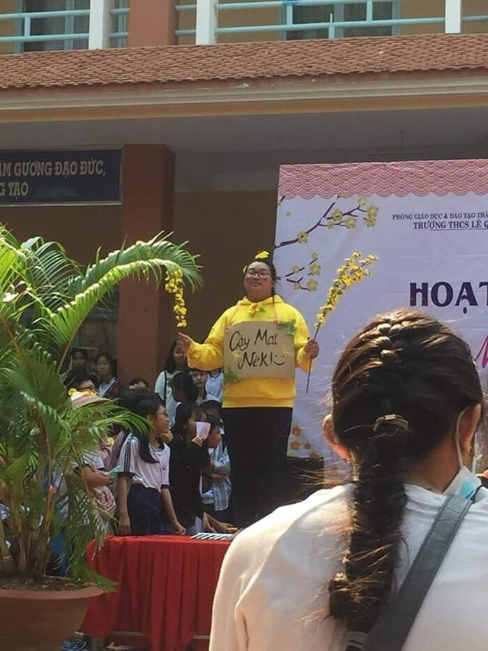 Còn đây là 'cây mai nèk!'