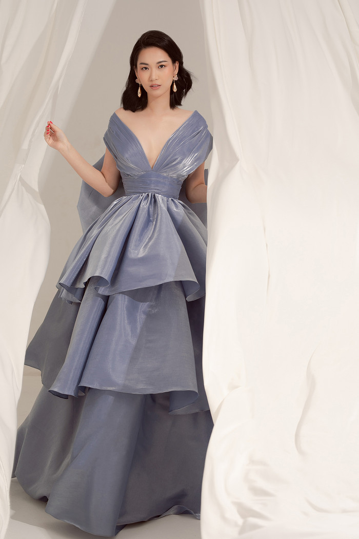 Những chiếc váy mùa thu nữ tính cho bạn gái đẹp cả trên phố cho đến công sở Ảnh 13