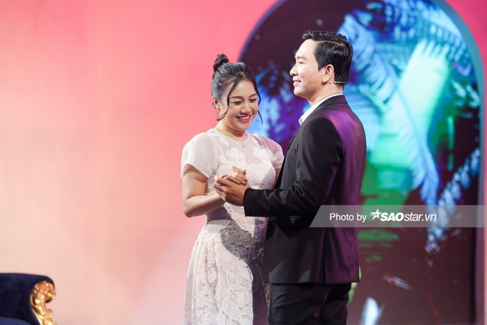 Long Hồ 'Chân Ái': 'Phụ nữ không phải là 'máy kiếm tiền' hay 'máy đẻ' Ảnh 7