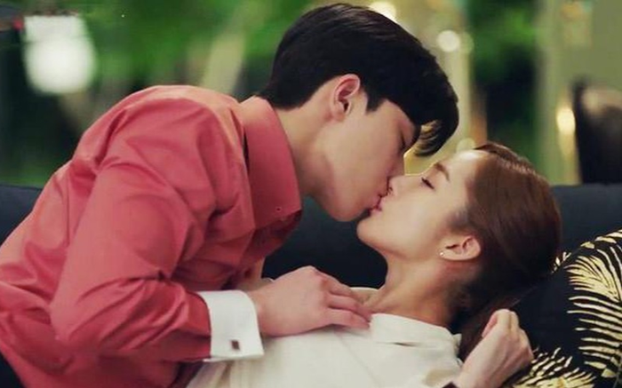 Cảnh giường chiếu 'ướt át' của Park Seo Joon - Park Min Young đạt 300 triệu view chỉ sau 1 tháng Ảnh 2