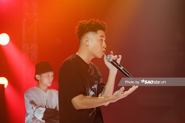 Cặp đấu 'chấn động' nhất tập 10 King Of Rap: HIEUTHUHAI chạm trán Right, kết hợp cùng Emily Ảnh 12
