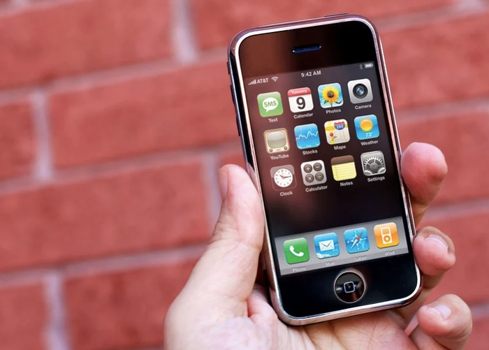 iPhone đời đầu thậm chí không hỗ trợ gõ hoặc hiển thị Tiếng Việt. Ảnh: iMore