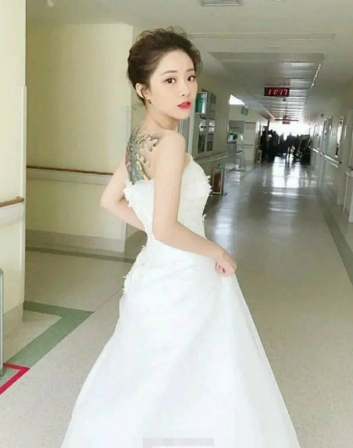 Các thành viên The9 diện váy cưới: Hứa Giai Kỳ đẹp xuất sắc, Dụ Ngôn lạ mắt Ảnh 13