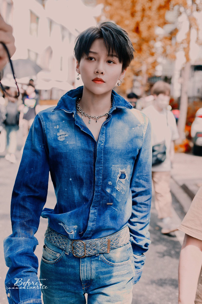 Các thành viên The9 diện váy cưới: Hứa Giai Kỳ đẹp xuất sắc, Dụ Ngôn lạ mắt Ảnh 7