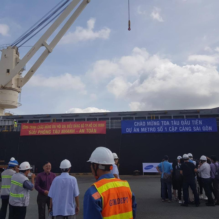 Hình ảnh đầu tiên của đoàn tàu Metro Bến Thành - Suối Tiên vừa có mặt ở Sài Gòn Ảnh 2