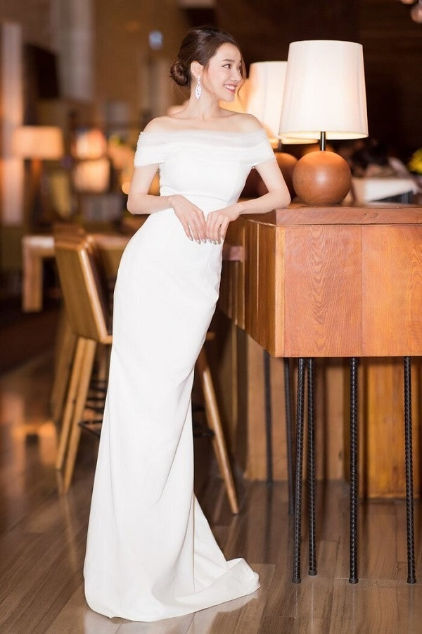 Toát mồ hôi vì giày cao chót vót của sao Việt: Hương Giang vẫn chào thua Khánh Vân Ảnh 14