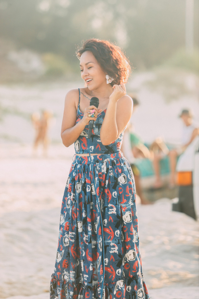 Thái Thùy Linh: Vét hết đồng tiền cuối cùng để thực hiện những chuyến du ca của cuộc đời Ảnh 5