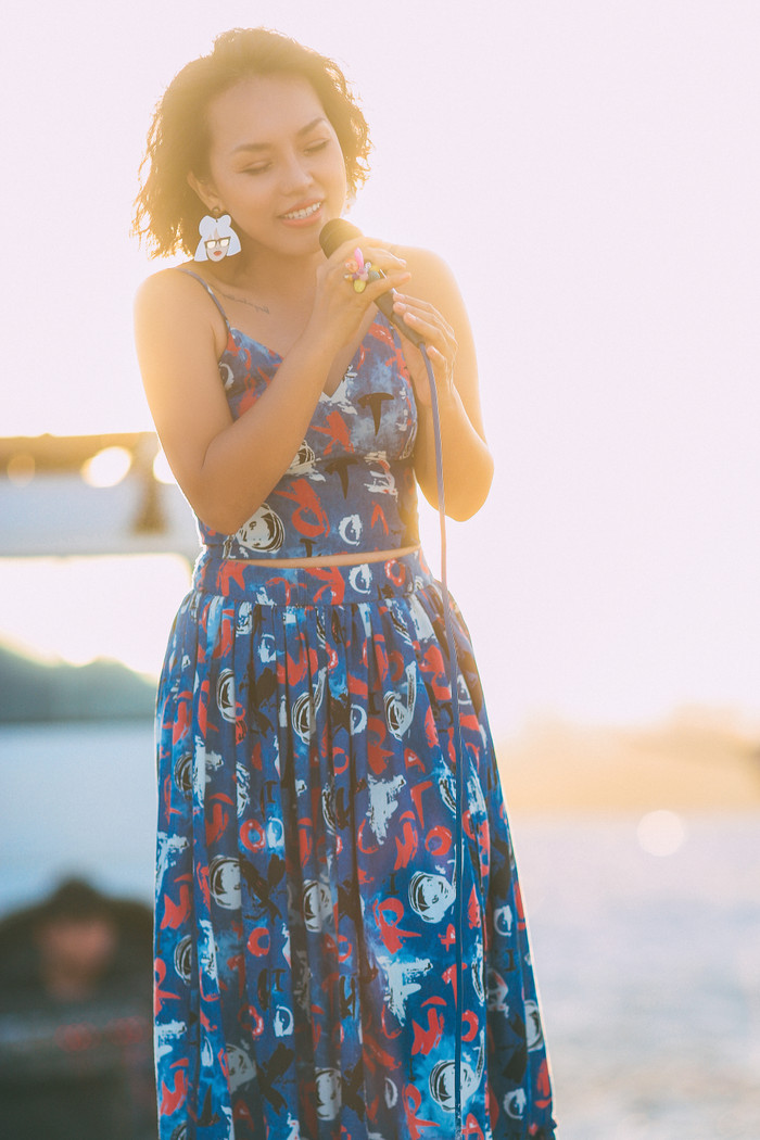 Thái Thùy Linh: Vét hết đồng tiền cuối cùng để thực hiện những chuyến du ca của cuộc đời