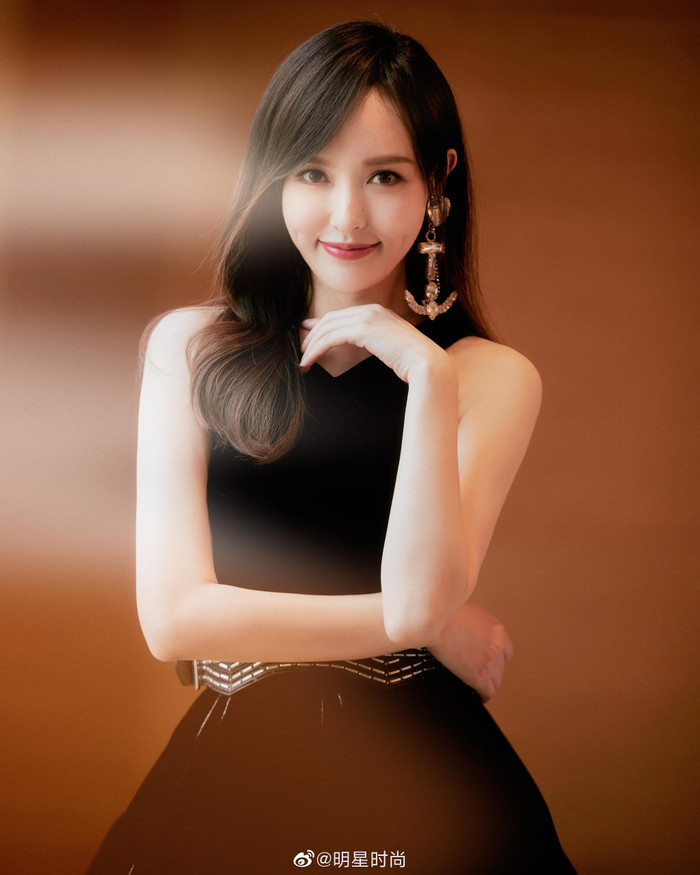 Tình trạng của tiểu hoa sau 85: Dương Mịch tài nguyên kém, Lưu Thi Thi diễn xuất tệ và chỉ Triệu Lệ Dĩnh có cơ hội tỏa sáng? Ảnh 9