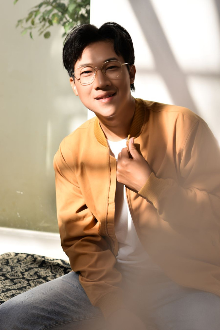 Được biết đến với vai trò nhạc sĩ và là thành viên nhóm nhạc SMS, Hoàng Luân tạo được dấu ấn với công chúng qua các bản nhạc phim.