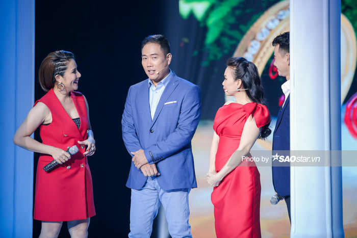 Vợ chồng nhạc sĩ Minh Vy và ca sĩ Cẩm Ly rất hào hứng trở thành cố vấn trong tập 4 của Chân Ái