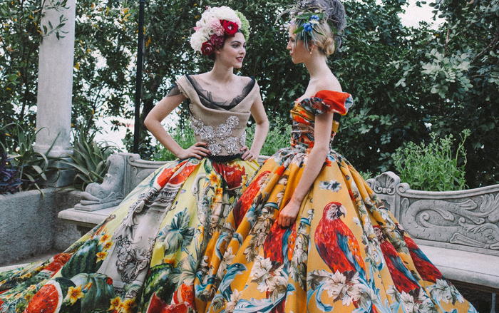 BST 2020 của Dolce&Gabbana được so sánh với 'hội chợ phù hoa' Ảnh 2