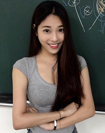 Giảng viên Đài Loan vừa xinh đẹp lại vừa sở hữu học vấn 'khủng' khiến bao người ngưỡng mộ Ảnh 2