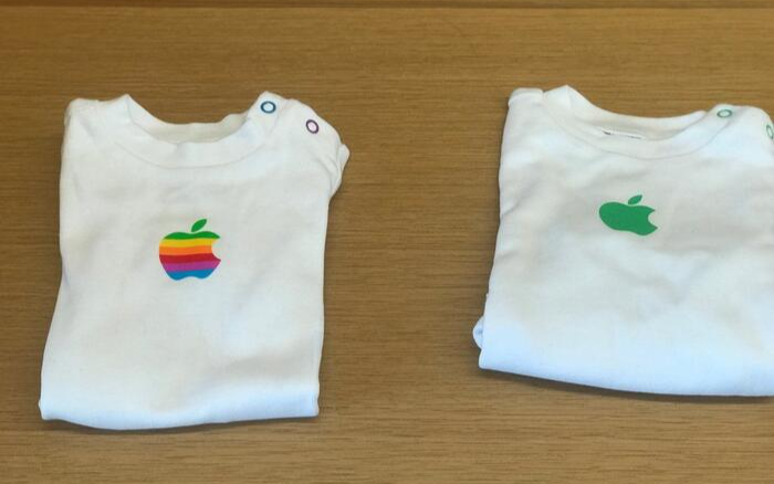 Ghé thăm Apple Store độc nhất vô nhị trên thế giới: Không những bán iPhone mà còn bán cả quần áo trẻ em và mũ lưỡi trai Ảnh 2