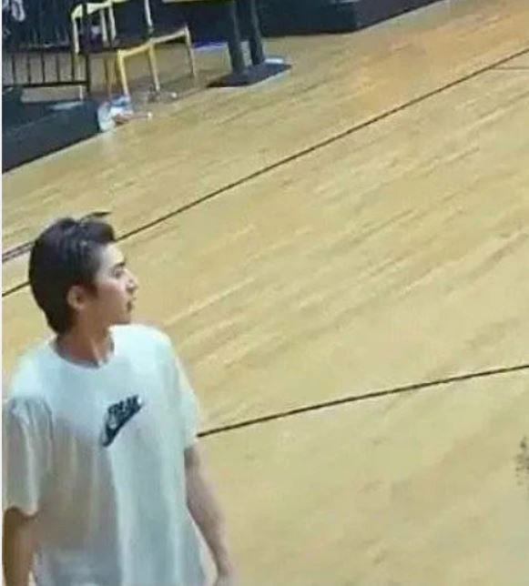 Thái Từ Khôn có loại bỏ được 'vết nhơ' năm nào khi chơi bóng rổ cùng với Jony J? Ảnh 15