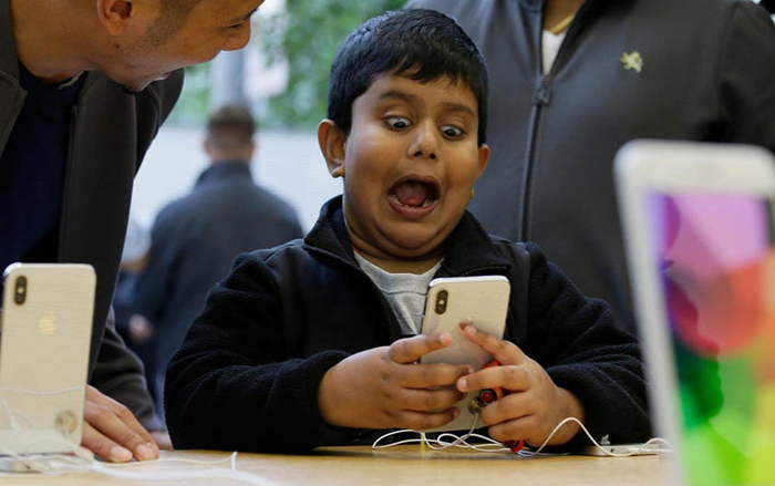 Apple chơi lớn ở Ấn Độ: Tặng AirPods miễn phí cho người mua iPhone 11 Ảnh 2