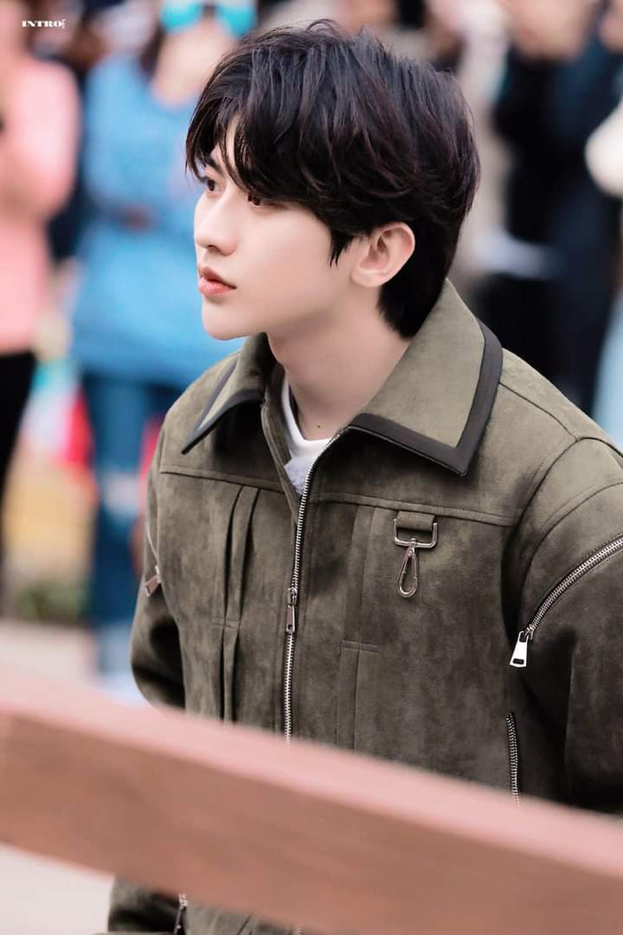 Thái Từ Khôn, Thành Nghị có là hoàng tử bước ra từ truyện tranh dưới chùm ảnh chưa qua chỉnh sửa? Ảnh 15