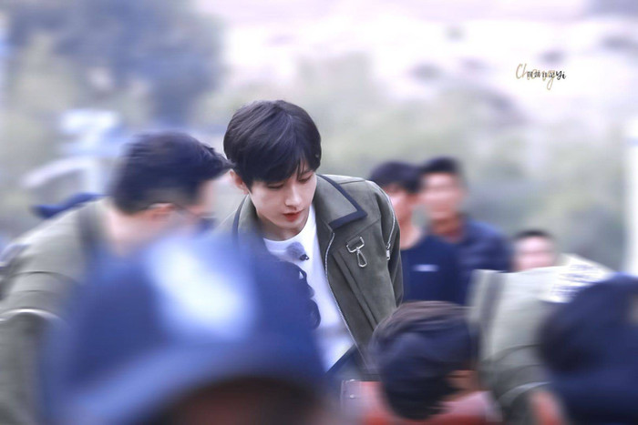 Thái Từ Khôn, Thành Nghị có là hoàng tử bước ra từ truyện tranh dưới chùm ảnh chưa qua chỉnh sửa? Ảnh 14