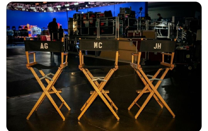 Cư dân mạng xôn xao J-Hope (BTS) góp mặt trong sự kiện mừng Giáng Sinh của Mariah Carey cùng Ariana Grande: Thực hư thế nào? Ảnh 2