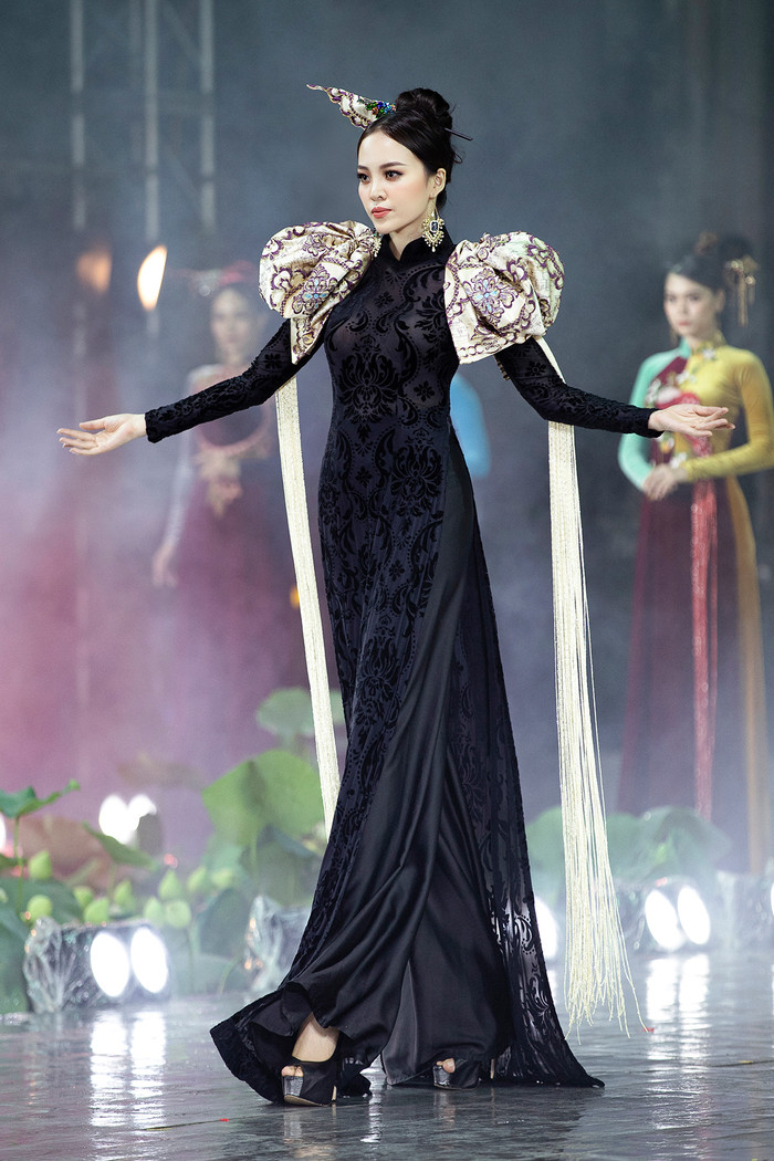 Người mẫu My Lê gây ấn tượng với lối trình diễn chuyên nghiệp