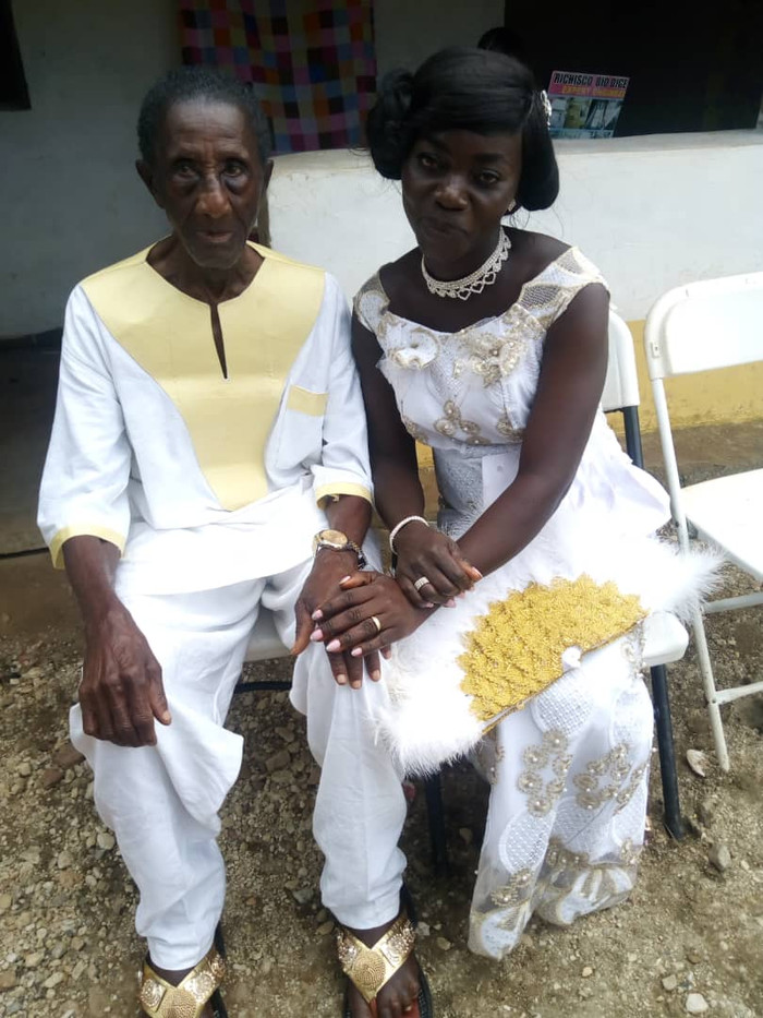 Chị Asabea và ông Gyan đã bên nhau được 14 năm, có với nhau 4 đứa con. 