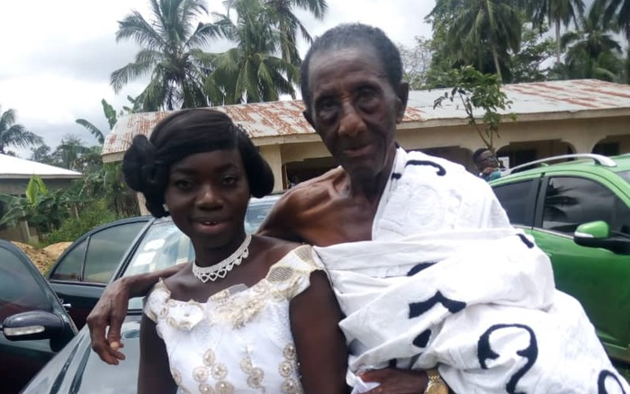 Cụ ông 97 tuổi lấy vợ kém tận 62 tuổi gây 'bão' mạng xã hội Ảnh 2