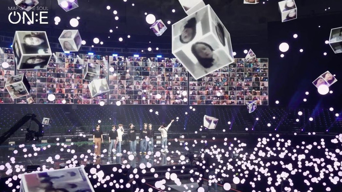 Concert trực tuyến của BTS mãn nhãn với những hình ảnh đa chiều, sống động như thật Ảnh 9