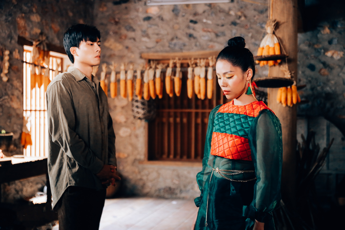 'Thánh nữ cover' Hương Ly tung MV dân tộc xen lẫn ma mị, đầu tư lên tới 1 tỷ đồng Ảnh 5