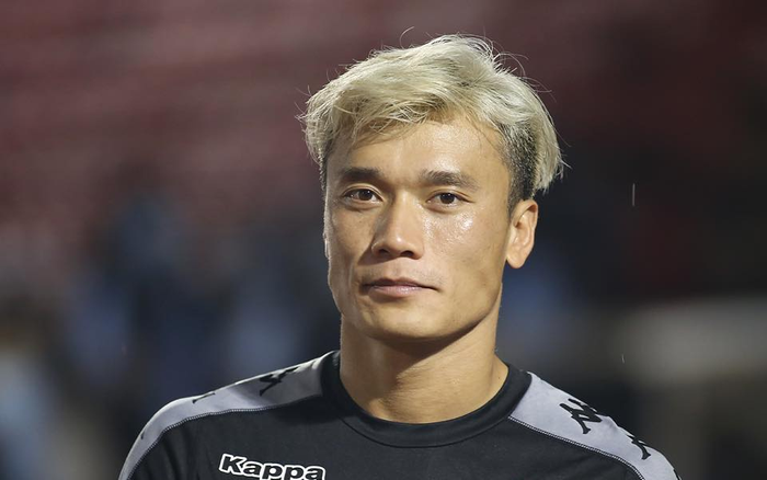 Fan nói lời cay đắng với Bùi Tiến Dũng sau khi Thanh Thắng gia hạn hợp đồng Ảnh 2