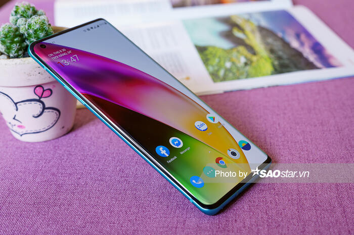 OnePlus 8 Pro 5G.