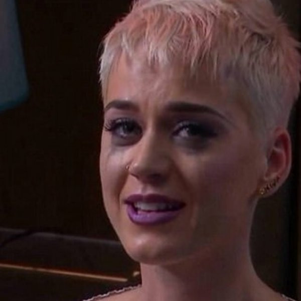 Đội ngũ quảng bá lơ là, thiếu chuyên nghiệp là một phần khiến 'Smile' thất bại.