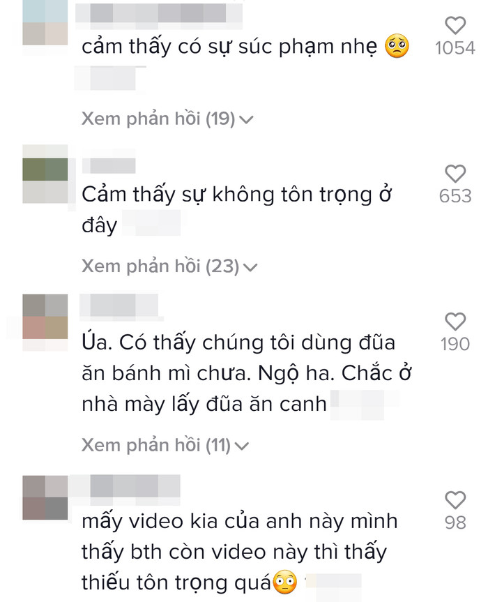 Cư dân mạng vô cùng phẫn nộ