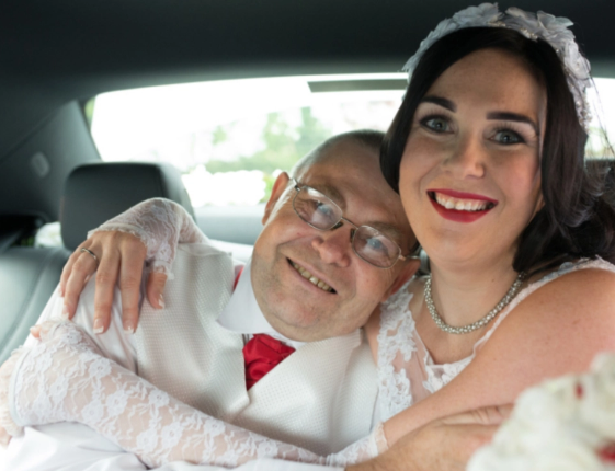 Sự kết hợp giữa thuốc trợ tim, rượu và nhảy múa đã khiến huyết áp của ông giảm mạnh.