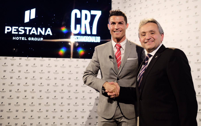 Chuỗi khách sạn của Ronaldo lao đao vì dịch Covid-19 Ảnh 2