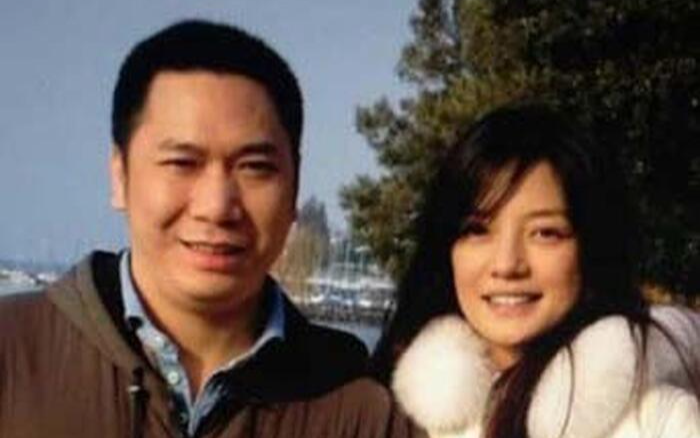 Sau scandal Triệu Vy ngoại tình, chồng đại gia vẫn bình thản, bàn chuyện với tỷ phú Jack Ma Ảnh 2