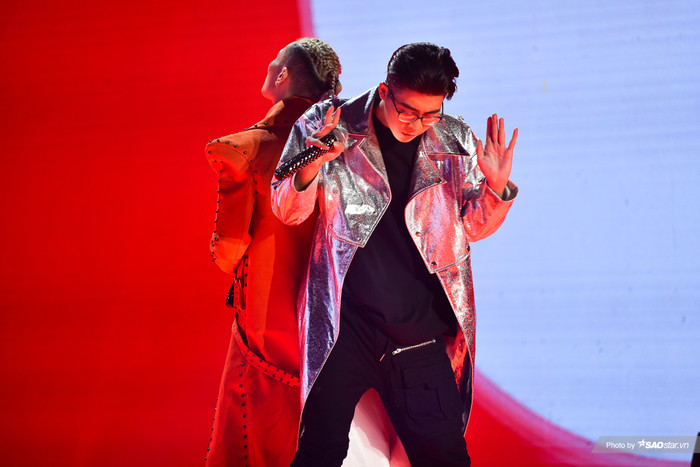 6 khoảnh khắc ấn tượng 'choáng ngợp' nhất tập 10 King Of Rap: Sân khấu đẹp mắt, Datmaniac 'rớt tim' vì ICD Ảnh 16