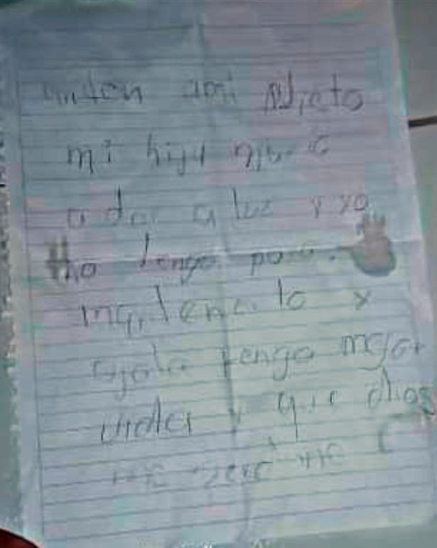 Mảnh ghi chú người bà để lại.