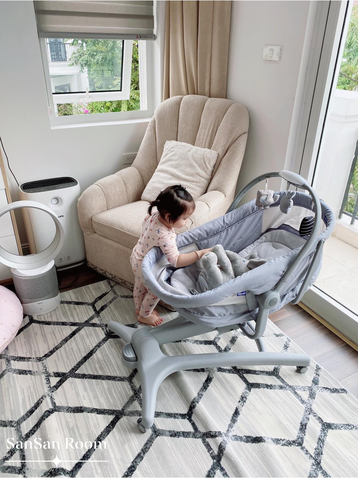 Chị Sam để lại chú voi nhồi bông yêu thích cho em gái