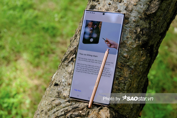 Bút S-Pen vẫn là điểm nhấn khác biệt khá thú vị trên dòng phablet của Samsung.