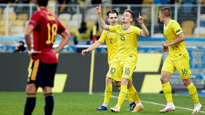 Tây Ban Nha thậm chí còn trắng tay trước Ukraine.