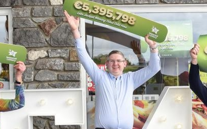 Trúng độc đắc gần 6,4 triệu USD với dãy số chơi suốt 25 năm Ảnh 2