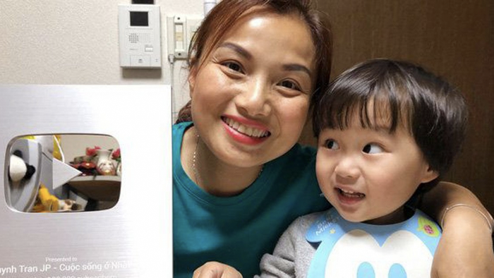 Trong một bài đăng vào cuối tháng 9/2020, Quỳnh Trần JP cho biết một vài video trên kênh của cô đã bị tắt kiếm tiền. (Ảnh: Quỳnh Trần JP)